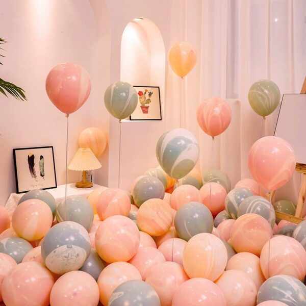Agate cloud balloons