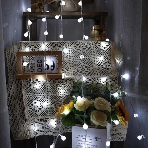 Ball string lights