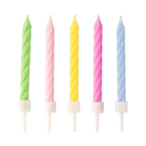 Macaron-colored threaded birthday candles