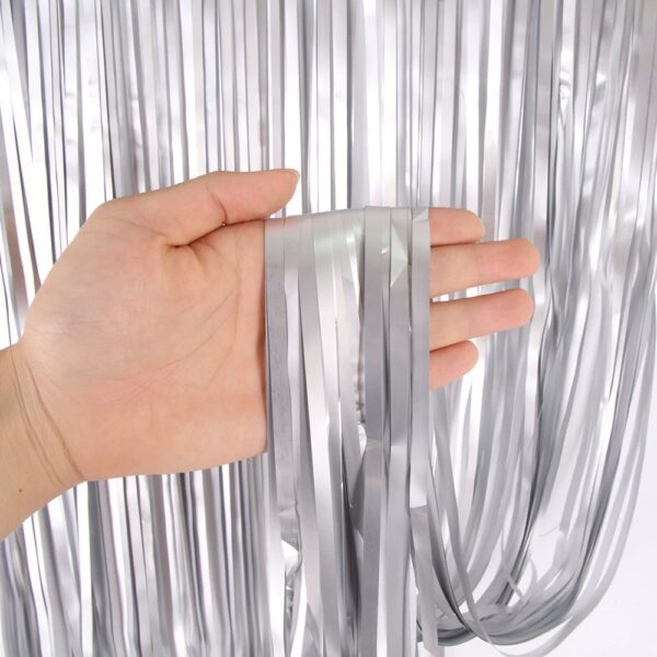 Matte rain curtain