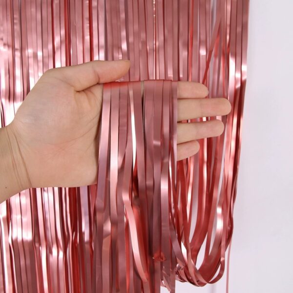 Matte rain curtain