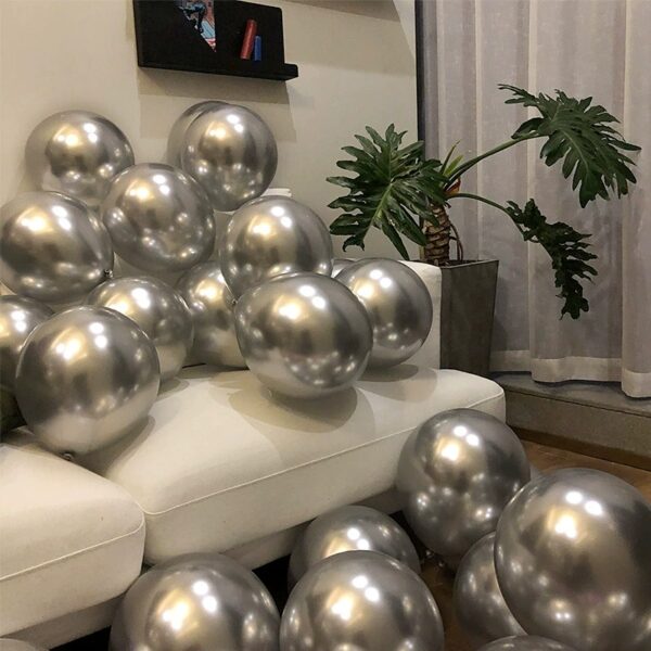 Metallic balloons