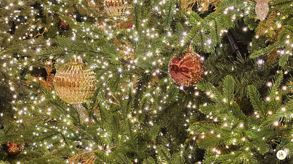 Glitter Shamrock Moss Art