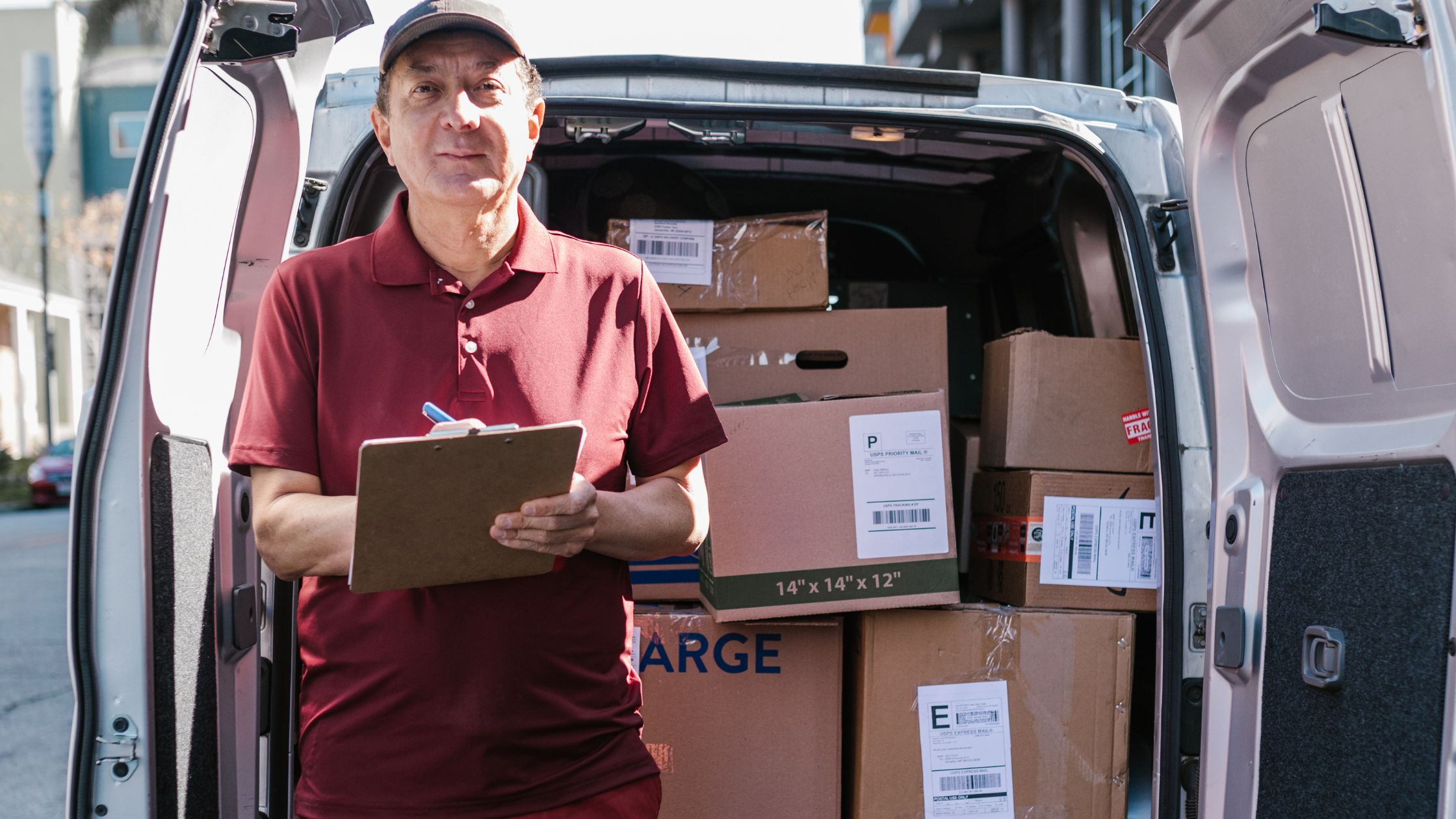 Best Wholesale Suppliers for First-Time Party Supply Retailers
